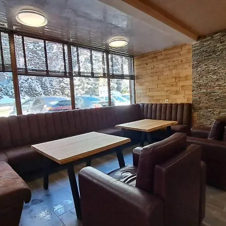 форест нук Apartament *