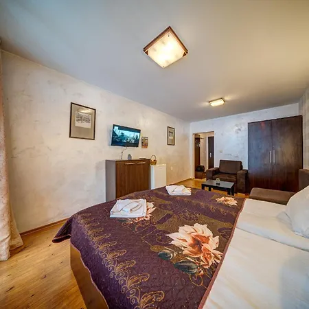 форест нук Apartamento *